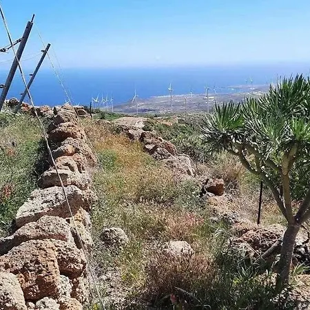 בית נופש With Shared Pool And Views Sabina Alta