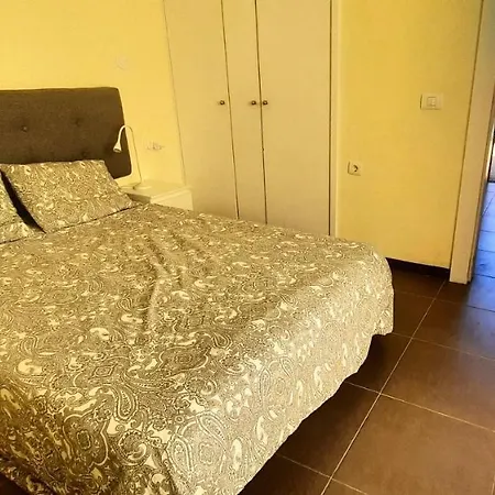 With Shared Pool And Views Nyaraló *