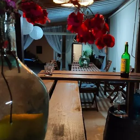 別荘 With Shared Pool And Views Sabina Alta