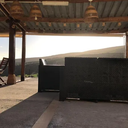 בית נופש With Shared Pool And Views Sabina Alta