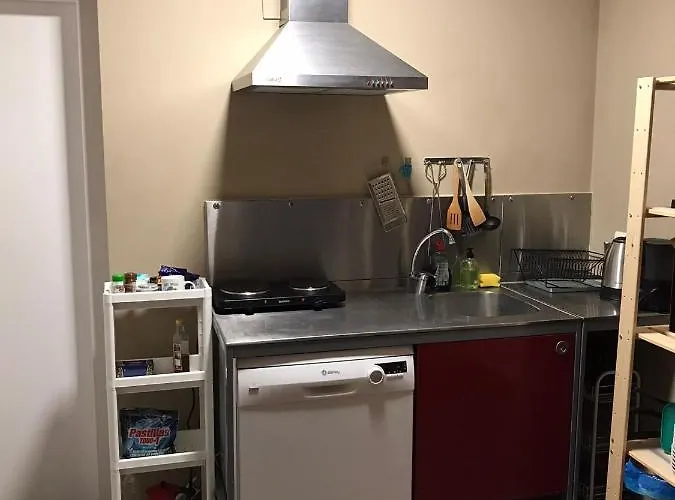 With Shared Pool And Views Sabina Alta