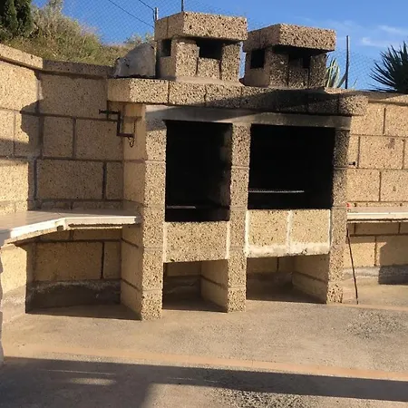 Сasa de vacaciones With Shared Pool And Views Sabina Alta